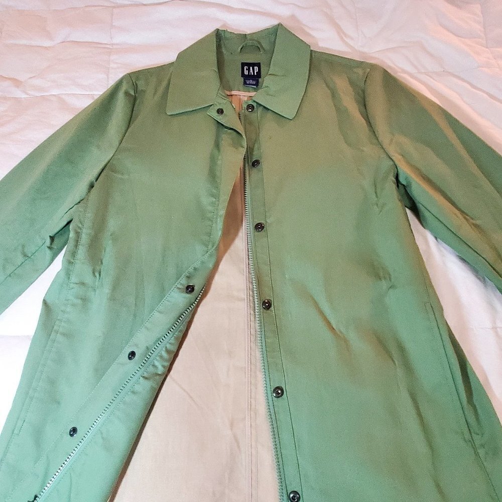 NWOT - GAP Apple Green Raincoat - Long Lightweight - Picture 3 of 10